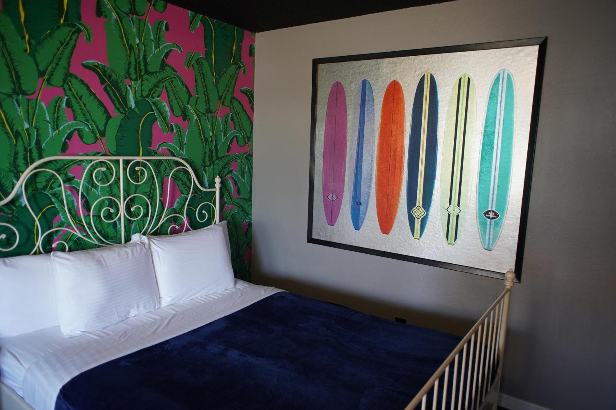 Huntington Surf Inn Хантингтон-Бич Экстерьер фото